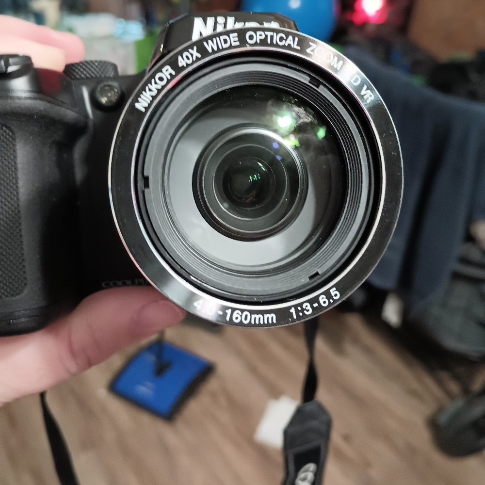 Digital camera